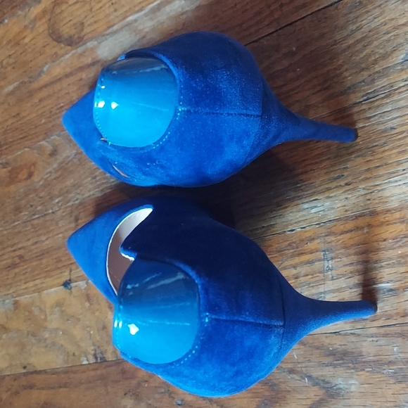 M&M 4 for $12 Shoes - Picture 3 of 9